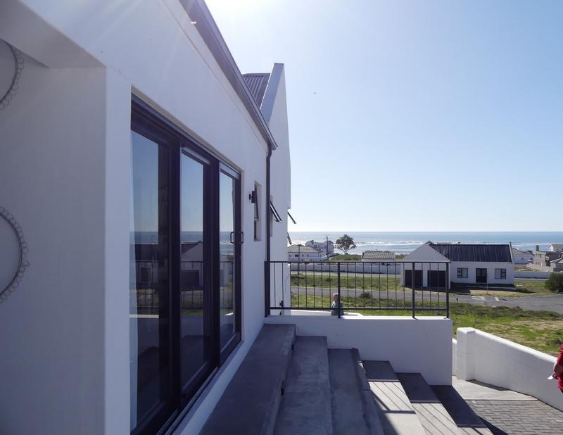 5 Bedroom Property for Sale in Da Gama Bay Western Cape